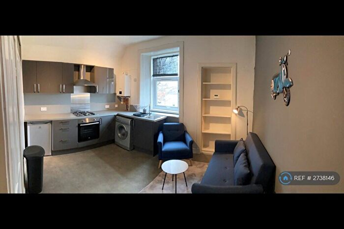 2 Bedroom Flat To Rent In Riverside, Stirling, FK8