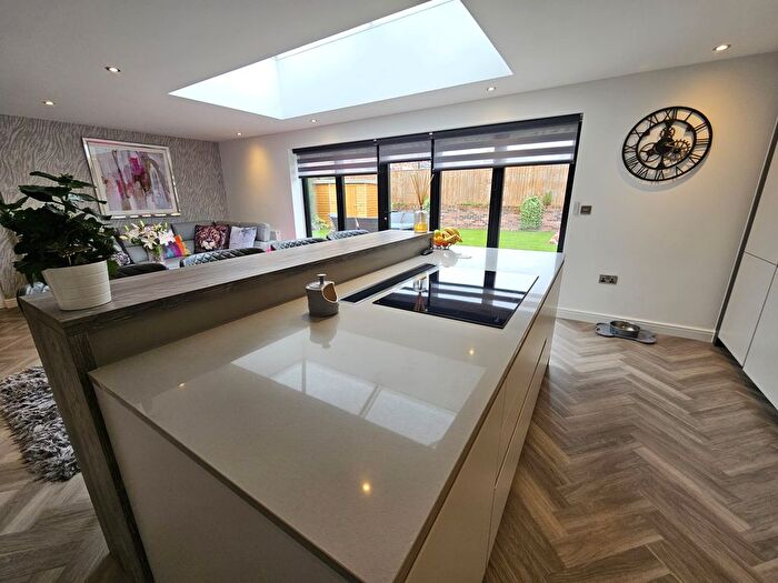 4 Bedroom Detached House For Sale In Spout Lane, Longridge, PR3