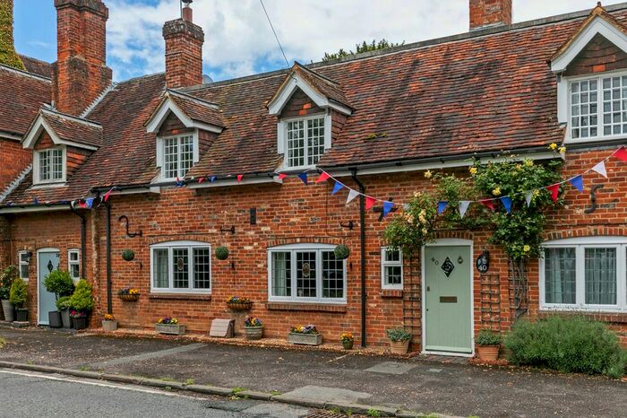 3 Bedroom Cottage For Sale In Main Road, Hursley, SO21
