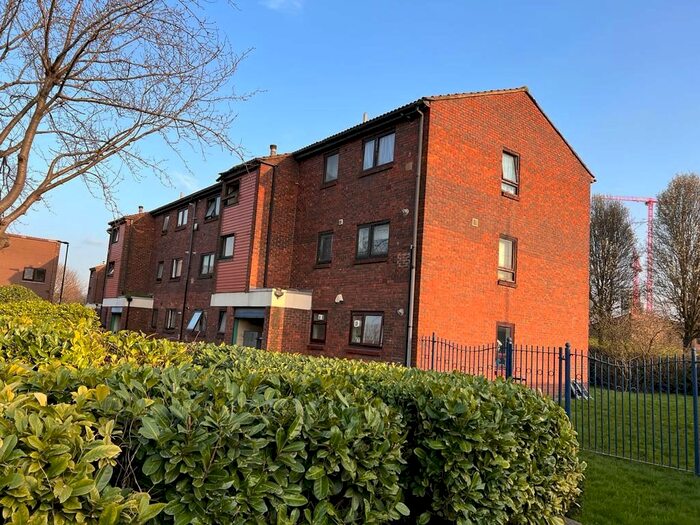 1 Bedroom Flat To Rent In Canning Town, London, E16