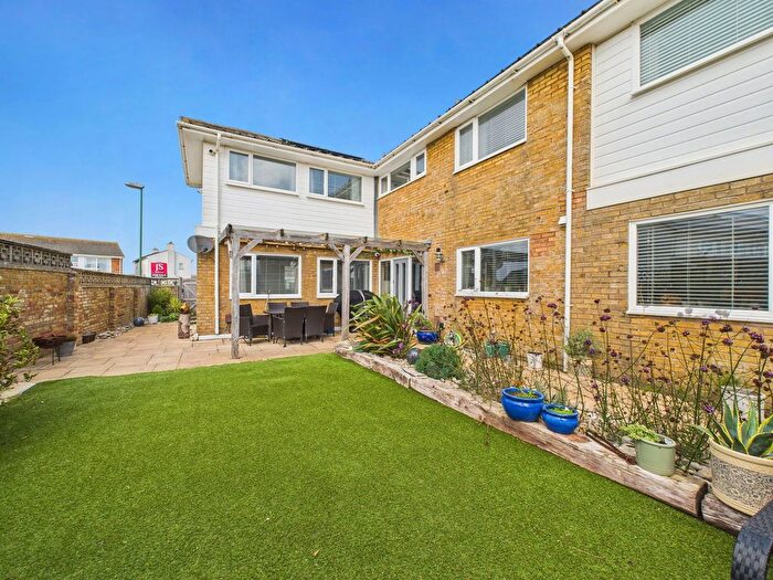 3 Bedroom Detached House For Sale In Weald Dyke, Shoreham By Sea, BN43