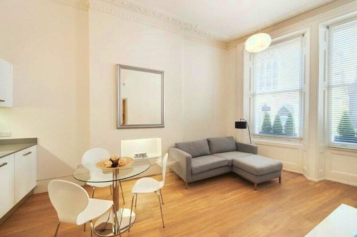 1 Bedroom Flat To Rent In Emperors Gate, South Kensington, SW7
