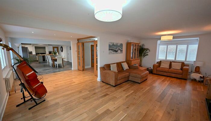 4 Bedroom Detached House For Sale In The Serpentine North, Blundellsands, L23
