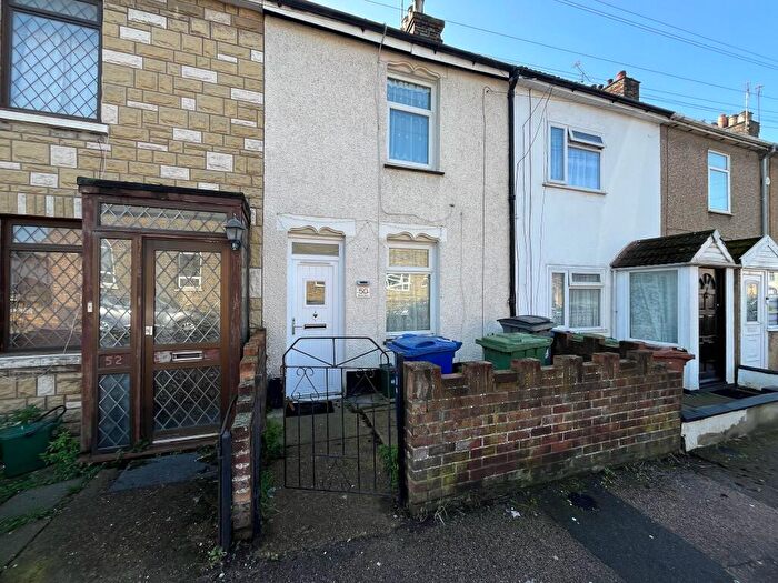3 Bedroom Terraced House To Rent In Benson Road, Grays, RM17