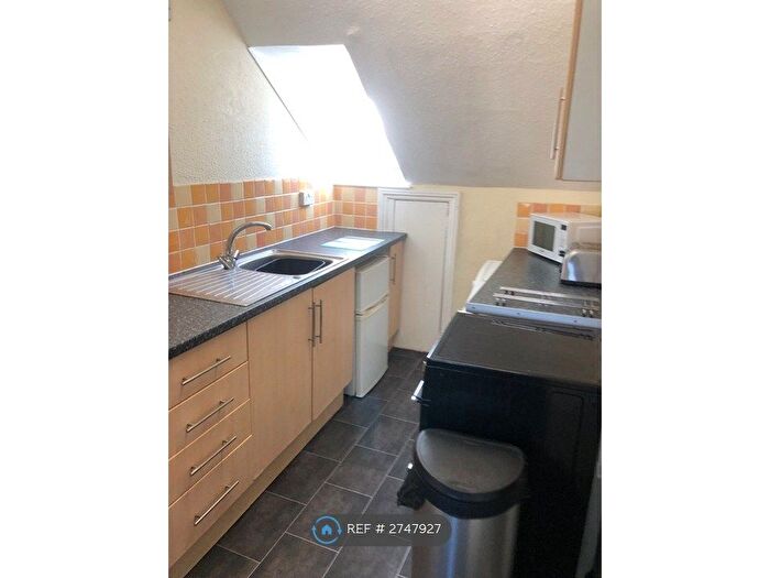 1 Bedroom Flat To Rent In Bedford Park, Plymouth, PL4