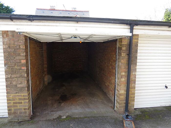 Parking To Rent In Dollis Road, Finchley Central, N3