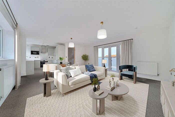 4 Bedroom Semi Detached House For Sale In Dymchurch Road, St. Marys Bay, Romney Marsh, Kent, TN29