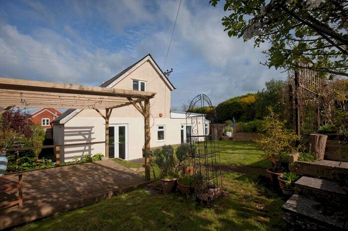 4 Bedroom Detached House For Sale In Long Cross, Shaftesbury, SP7