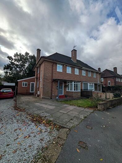 4 Bedroom Semi Detached House For Sale In Wolverley Road, Solihull, West Midlands, B92