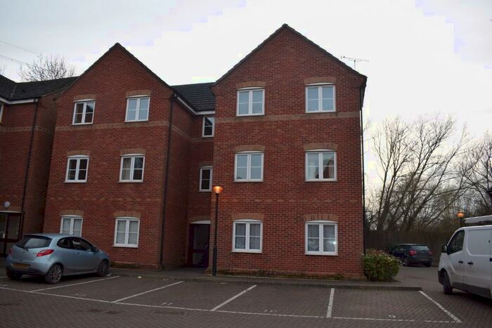 2 Bedroom Apartment To Rent In Coney Lane, Coventry, West Midlands, CV6