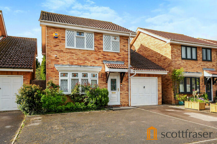 4 Bedroom Detached House To Rent In Bushy Close, Botley, OX2