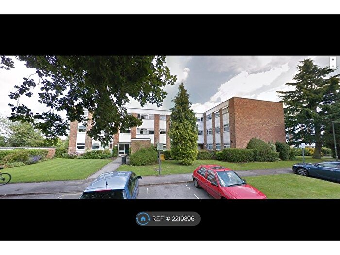 1 Bedroom Flat To Rent In Davos Close, Woking, GU22