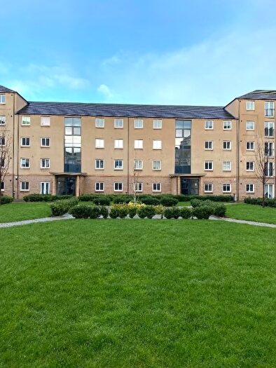 2 Bedroom Flat To Rent In Flaxmill Place, Bonnington, Edinburgh, EH6