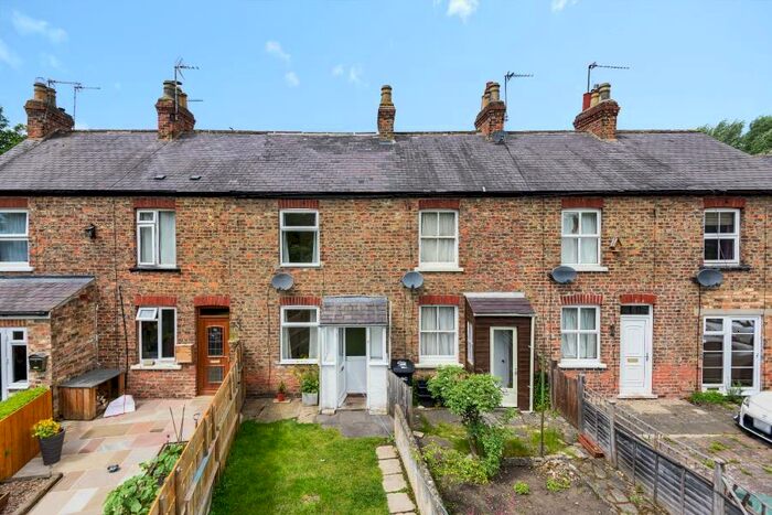 2 Bedroom Terraced House To Rent In Princess Place, Ripon, HG4