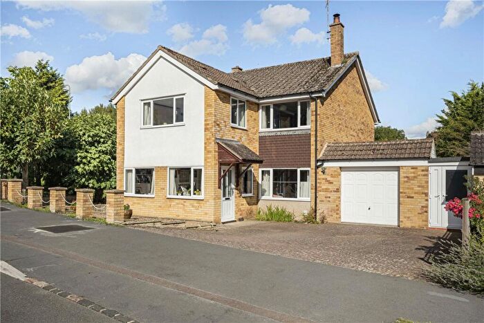 4 Bedroom Detached House For Sale In Bellamy Close, Southmoor, Abingdon, Oxfordshire, OX13