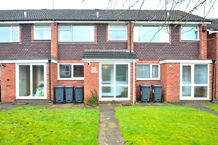 2 Bedroom Town House To Rent In Ritchie Close, Moseley, B13