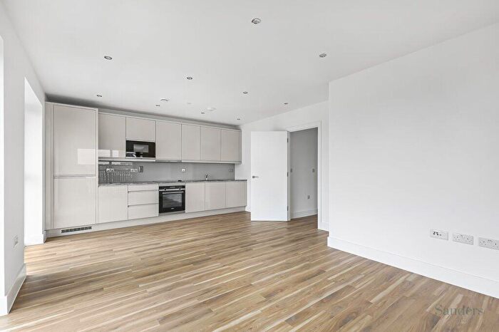 2 Bedroom Flat To Rent In Aerodrome Road, Greater London, London, NW9