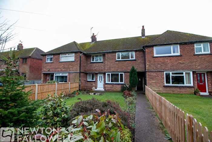 3 Bedroom Terraced House For Sale In Church Lane, Clayworth, DN22