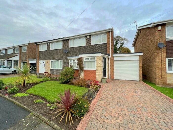 3 Bedroom Semi-Detached House To Rent In Brancepeth Close, Newton Hall, Durham, DH1