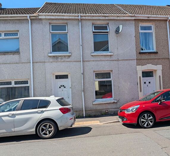 3 Bedroom Terraced House To Rent In Wern Road, Llanelli, SA15