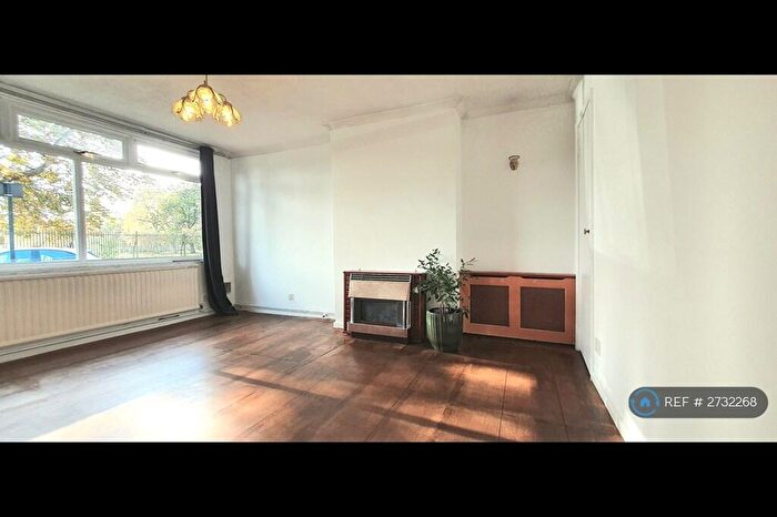 4 Bedroom Semi-Detached House To Rent In Ham Park Road, London, E7
