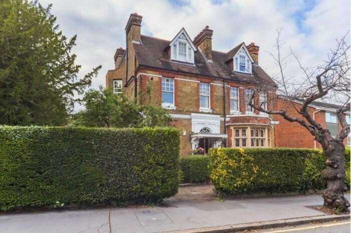 2 Bedroom Flat To Rent In Southdown Court, Birdhurst Road, South Croydon, CR2