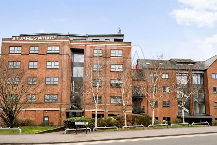2 Bedroom Apartment To Rent In St James Wharf, Forbury Road, Reading, RG1
