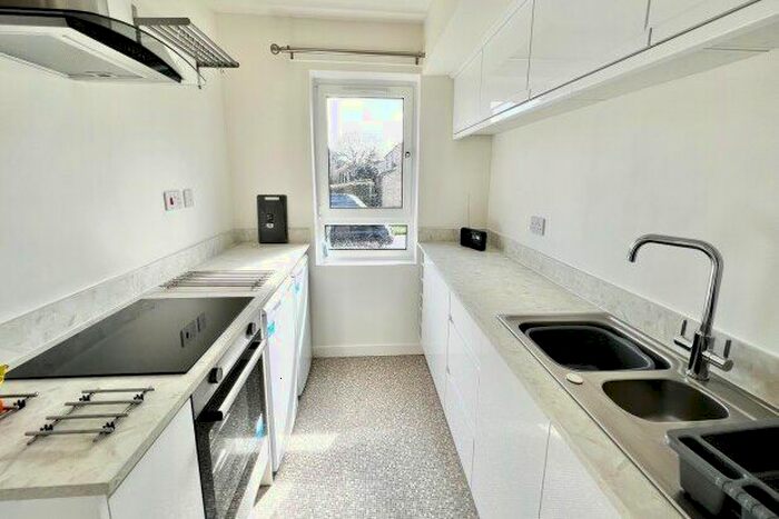 2 Bedroom Flat To Rent In Burrows Court, Northampton, NN3