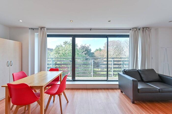 1 Bedroom Flat To Rent In Denmark Hill, Denmark Hill, London, SE5
