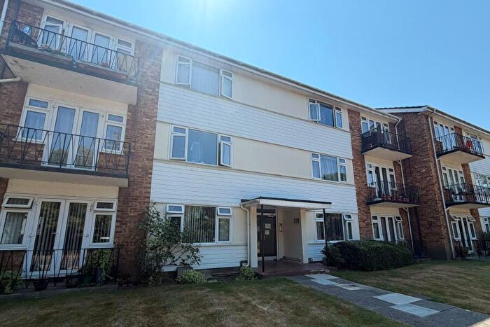 2 Bedroom Apartment To Rent In Braganza Court, London Road, Guildford, GU1
