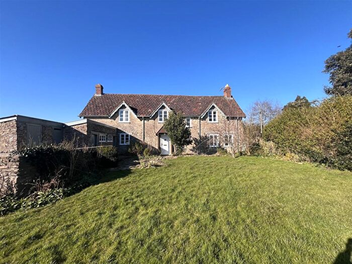 3 Bedroom Detached House To Rent In Haydon, Sherborne, DT9