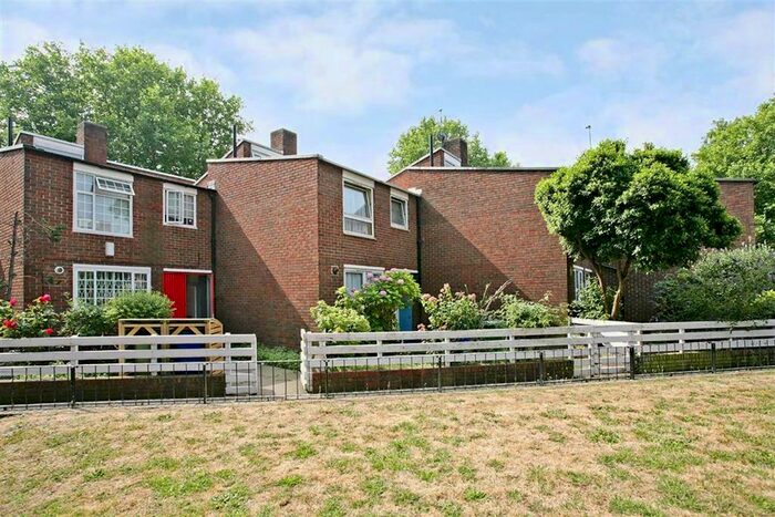 4 Bedroom Property To Rent In Cranfield Row, Gerridge Street, London, SE1