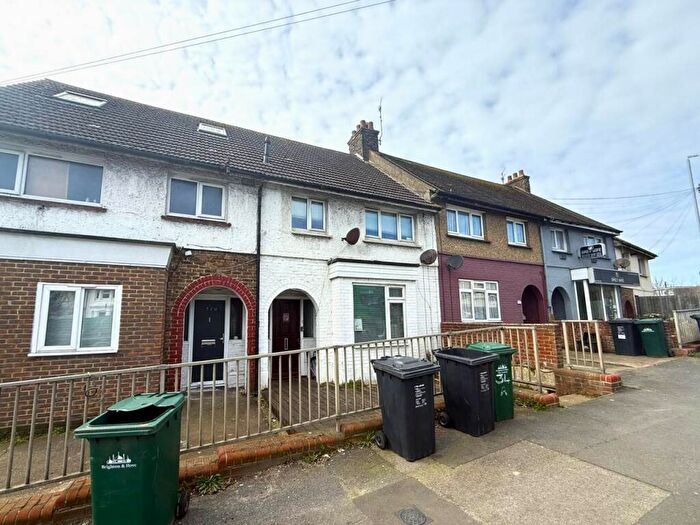 2 Bedroom Flat To Rent In Trafalgar Road, Portslade, East Sussex, BN41