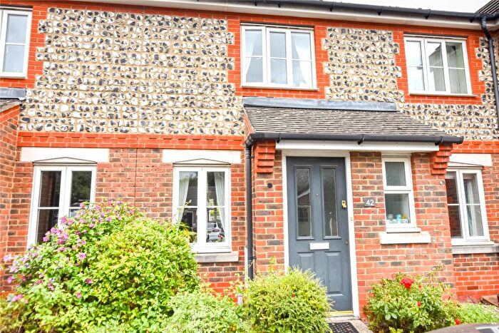 2 Bedroom Terraced House To Rent In Bowmont Water, Didcot, Oxfordshire, OX11