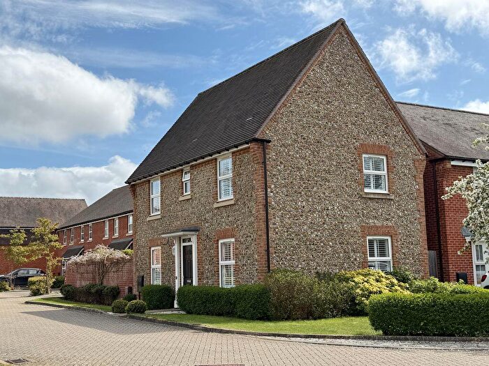 3 Bedroom Detached House For Sale In Swanmore - Hamble Rise, SO32