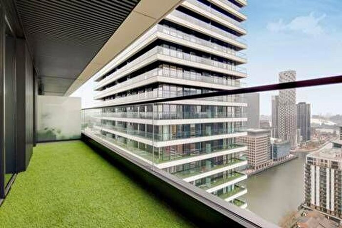 1 Bedroom Flat For Sale In Flat, Hobart Building, Wards Place, London, E14