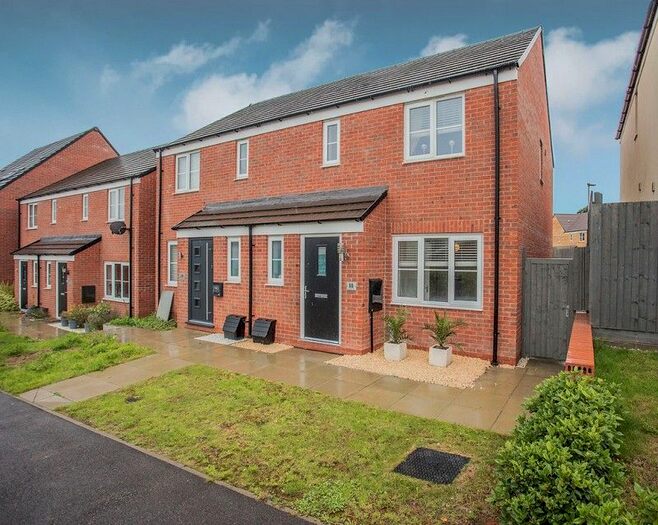 3 Bedroom Semi-Detached House To Rent In Whitney Drive, Yaxley, Peterborough, Cambridgeshire., PE7