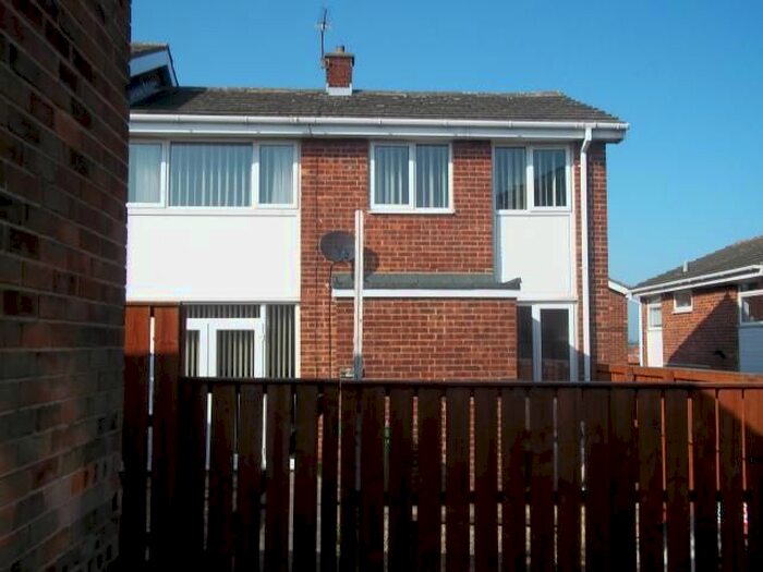 2 Bedroom End Of Terrace House To Rent In Naisbett Avenue, Horden, Peterlee, SR8