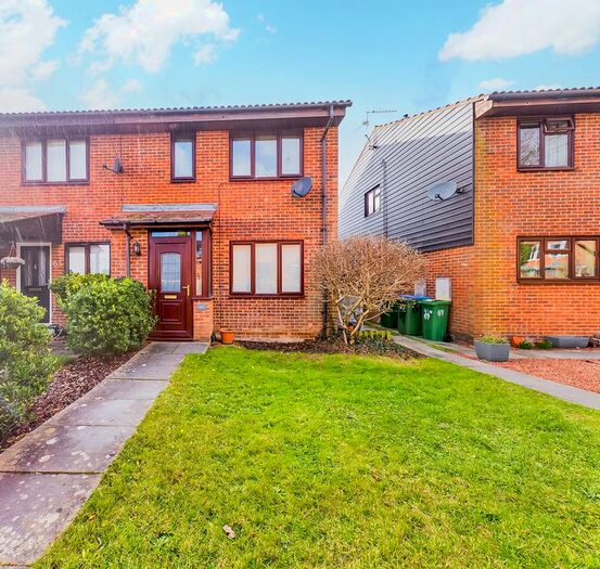 1 Bedroom Semi-Detached House To Rent In Swann Way, Broadbridge Heath, Horsham, RH12