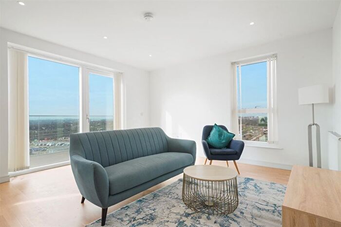 2 Bedroom Flat To Rent In Arber House, Greenleaf Walk, The Green Quarter, UB1