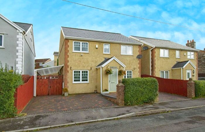 4 Bedroom Detached House For Sale In Pontpren, Penderyn, Aberdare, CF44