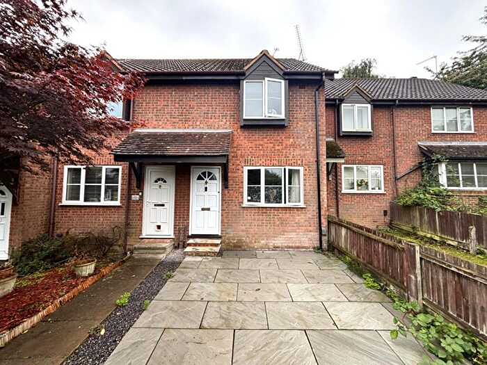 2 Bedroom Terraced House For Sale In Woodstock, Knebworth, SG3