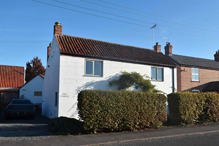 4 Bedroom Detached House For Sale In Station Road, Morton, Bourne, PE10