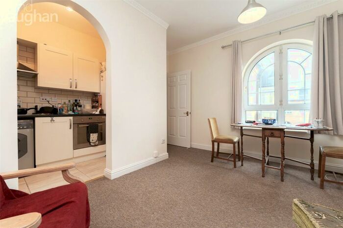 1 Bedroom Apartment To Rent In Starboard Court, Brighton, BN2