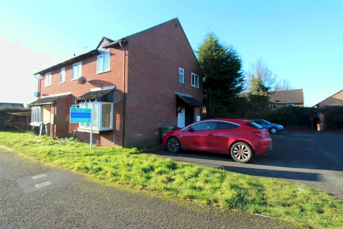 2 Bedroom Property To Rent In Senwick Drive, Wellingborough, NN8