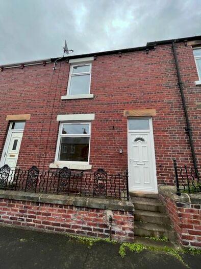 2 Bedroom Terraced House To Rent In Fell View, Ryton, NE40