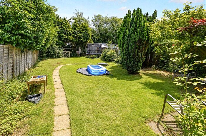 3 Bedroom Semi-Detached House For Sale In Hurst Way, Sevenoaks, Kent, TN13