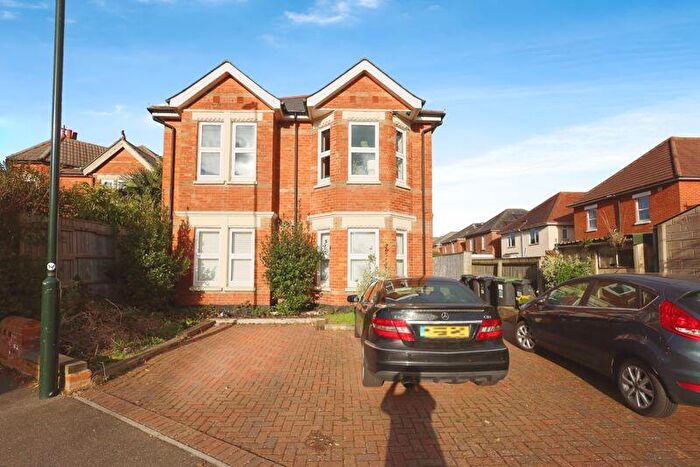 6 Bedroom Block Of Apartments For Sale In Block Of Flats - Projected Yearly Rent £, – Heron Court Road, Bournemouth, BH3