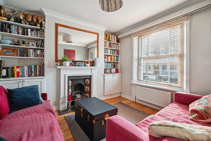 3 Bedroom Terraced House For Sale In Standish Road, St Peter's Conservation Area, Hammersmith, W6