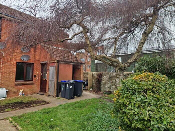 1 Bedroom Apartment To Rent In The Willows, Grinstead Lane, Lancing, West Sussex, BN15